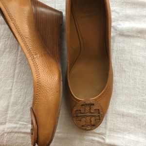 Tory Burch Wedges Size 9